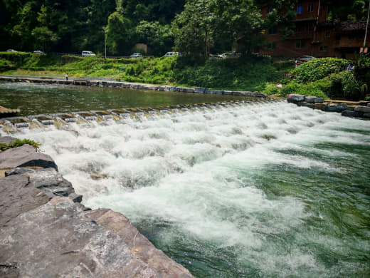 Río cerca de Longji